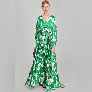 CAROLINA HERRERA PLEATED TWILL MAXI DRESS IN MAGNOLAI